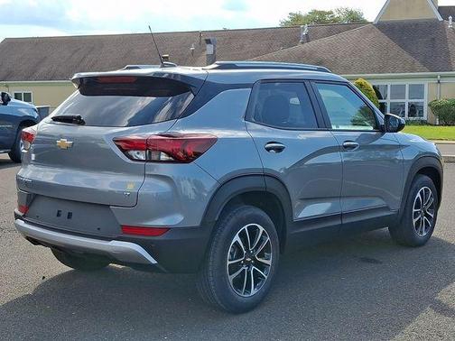 Sterling 2026 Chevrolet Trailblazer LT