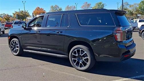 2024 Chevrolet Suburban RST