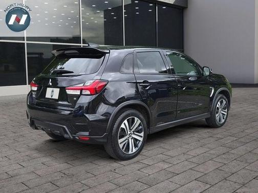 2023 Mitsubishi Outlander Sport SE
