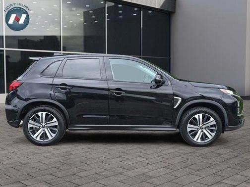 2023 Mitsubishi Outlander Sport SE