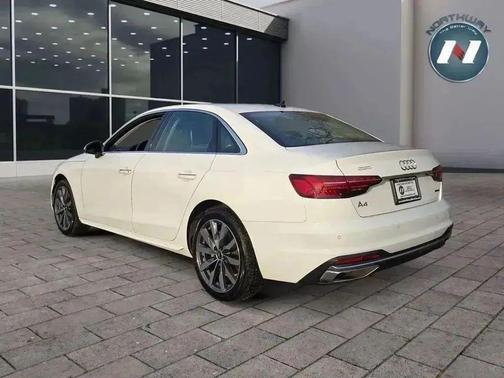 2022 Audi A4 40 Premium Plus