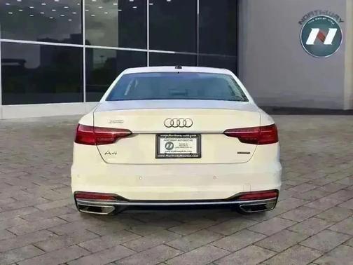2022 Audi A4 40 Premium Plus