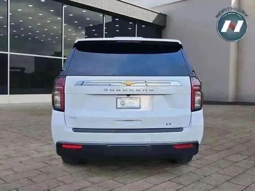 2023 Chevrolet Suburban LT