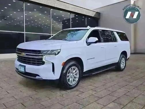 2023 Chevrolet Suburban LT