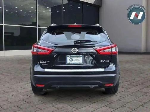 2020 Nissan Rogue Sport SV