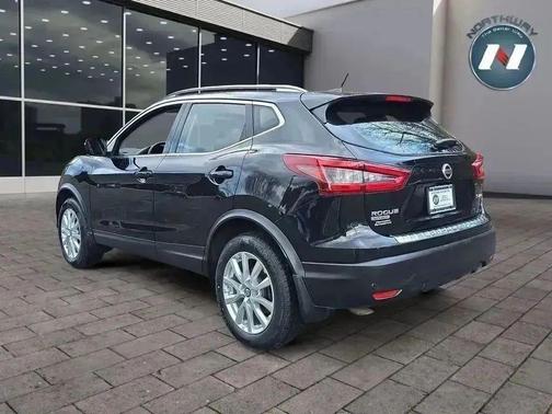 2020 Nissan Rogue Sport SV
