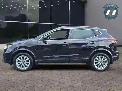 2020 Nissan Rogue Sport SV