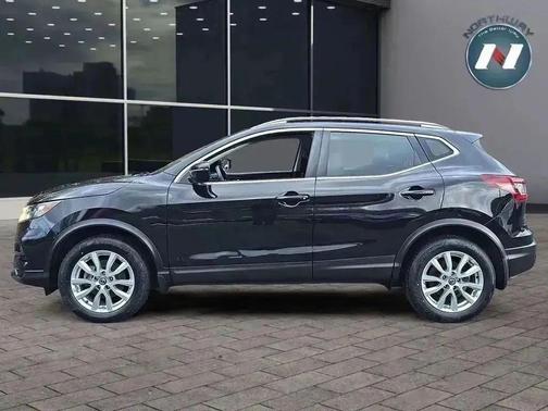 2020 Nissan Rogue Sport SV