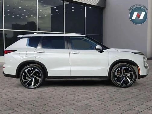 2022 Mitsubishi Outlander ES 2.5 S-AWC