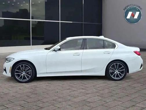 2021 BMW 330 xDrive