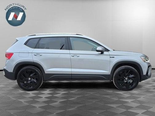 2024 Volkswagen Taos 1.5T SEL