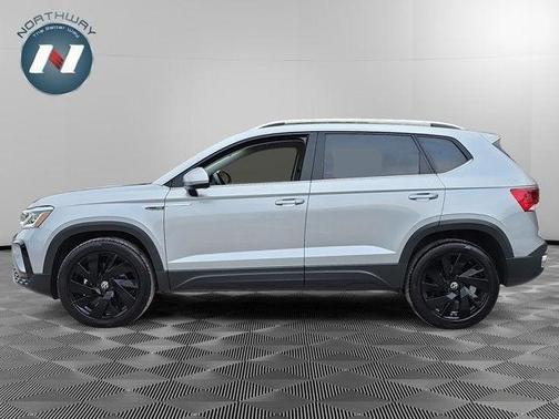 2024 Volkswagen Taos 1.5T SEL
