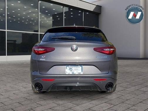 2022 Alfa Romeo Stelvio Veloce
