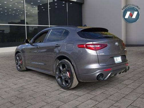 2022 Alfa Romeo Stelvio Veloce