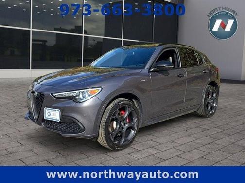 2022 Alfa Romeo Stelvio Veloce