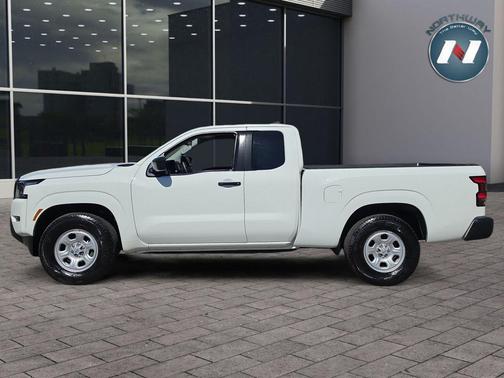2024 Nissan Frontier S