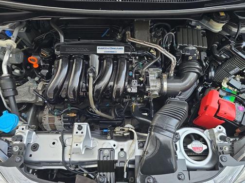 Lunar Silver Metallic 2018 Honda Fit EX