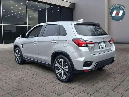 2020 Mitsubishi Outlander Sport SE