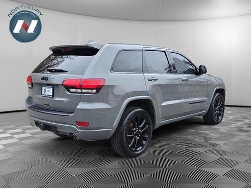 2022 Jeep Grand Cherokee WK Laredo