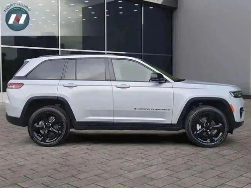 2024 Jeep Grand Cherokee Altitude