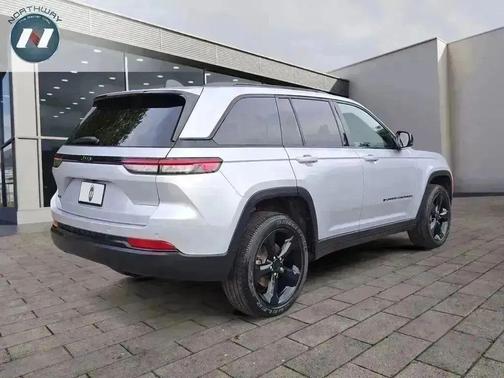 2024 Jeep Grand Cherokee Altitude