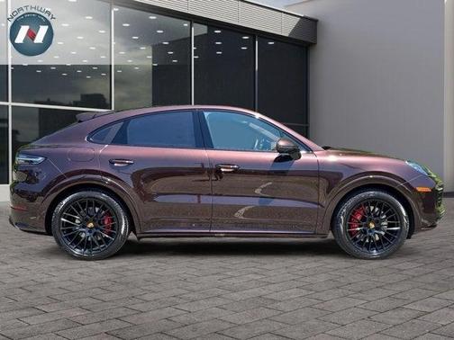 2021 Porsche Cayenne GTS