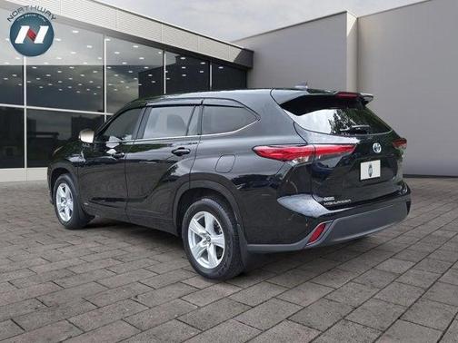 2023 Toyota Highlander Hybrid LE