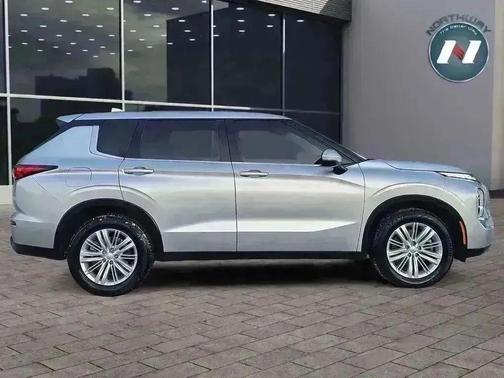 2022 Mitsubishi Outlander ES 2.5 S-AWC