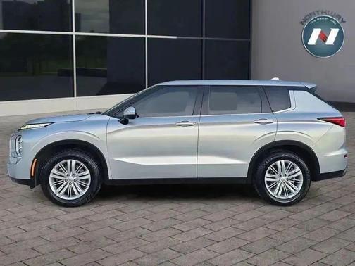 2022 Mitsubishi Outlander ES 2.5 S-AWC