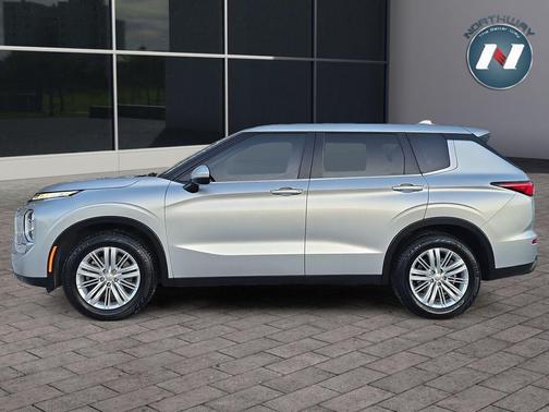 2022 Mitsubishi Outlander ES 2.5 S-AWC