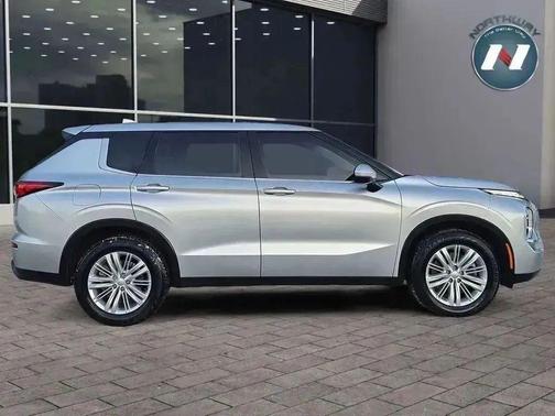 2022 Mitsubishi Outlander ES 2.5 S-AWC