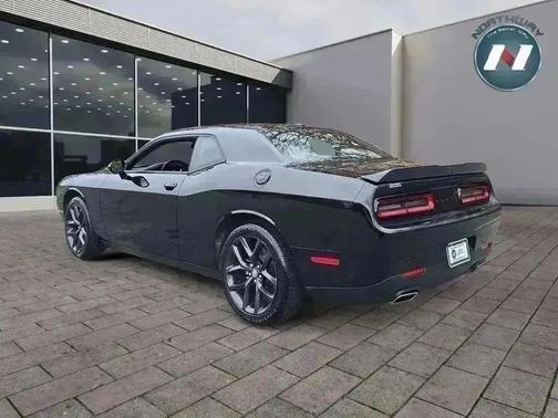 2022 Dodge Challenger SXT