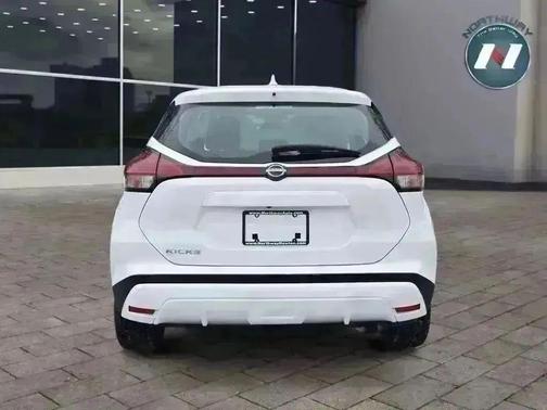 2023 Nissan Kicks S