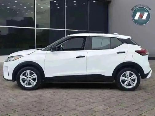 2023 Nissan Kicks S