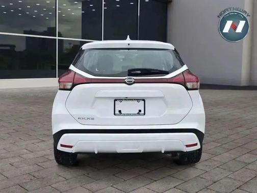 2023 Nissan Kicks S