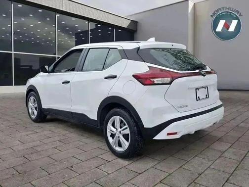 2023 Nissan Kicks S
