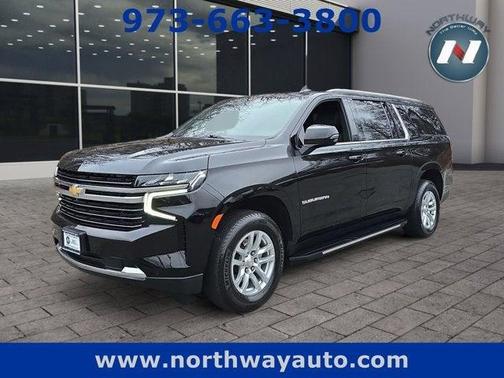 2022 Chevrolet Suburban LT