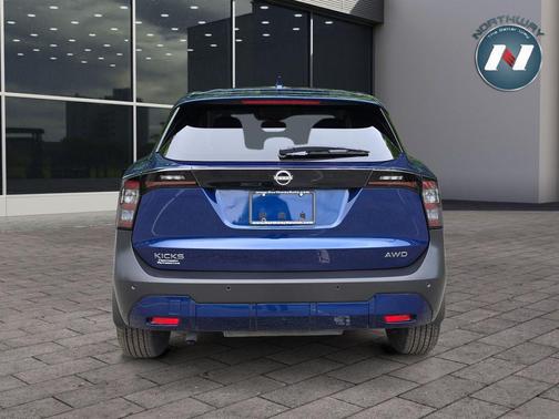 Deep Blue Pearl 2025 Nissan Kicks SV