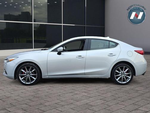 2018 Mazda Mazda3 Touring