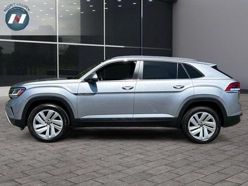 2022 Volkswagen Atlas Cross Sport 3.6L V6 SE w/Technology
