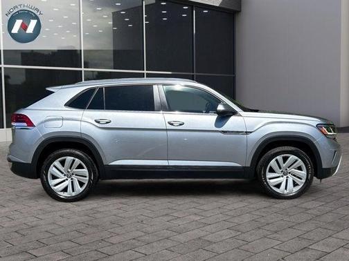 2022 Volkswagen Atlas Cross Sport 3.6L V6 SE w/Technology