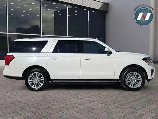 2022 Ford Expedition Max XLT