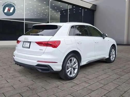 2023 Audi Q3 Premium 45 TFSI S line quattro Tiptronic
