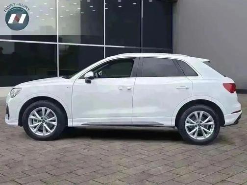2023 Audi Q3 Premium 45 TFSI S line quattro Tiptronic