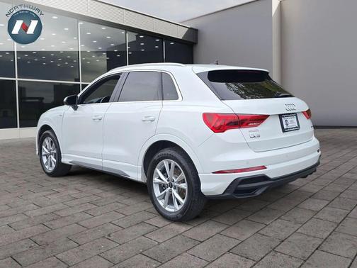 2023 Audi Q3 45 S line Premium