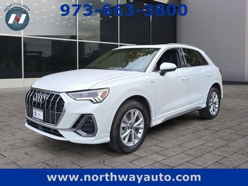 2023 Audi Q3 45 S line Premium