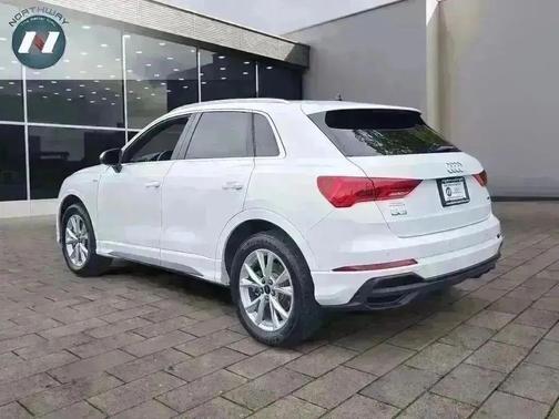 2023 Audi Q3 Premium 45 TFSI S line quattro Tiptronic