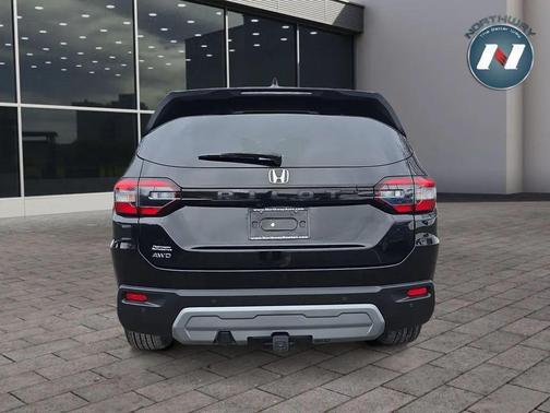 2023 Honda Pilot AWD EX-L 8 Passenger
