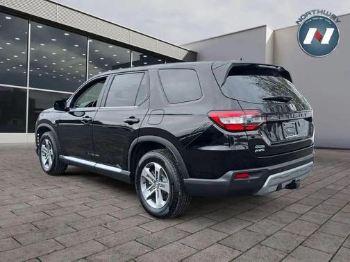 2023 Honda Pilot AWD EX-L 8 Passenger