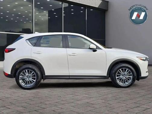 2017 Mazda CX-5 Sport